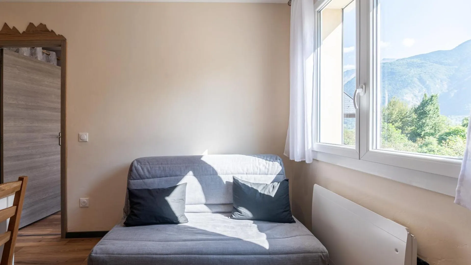 L' Edelweiss Apartment Saint-Etienne-de-Cuines France