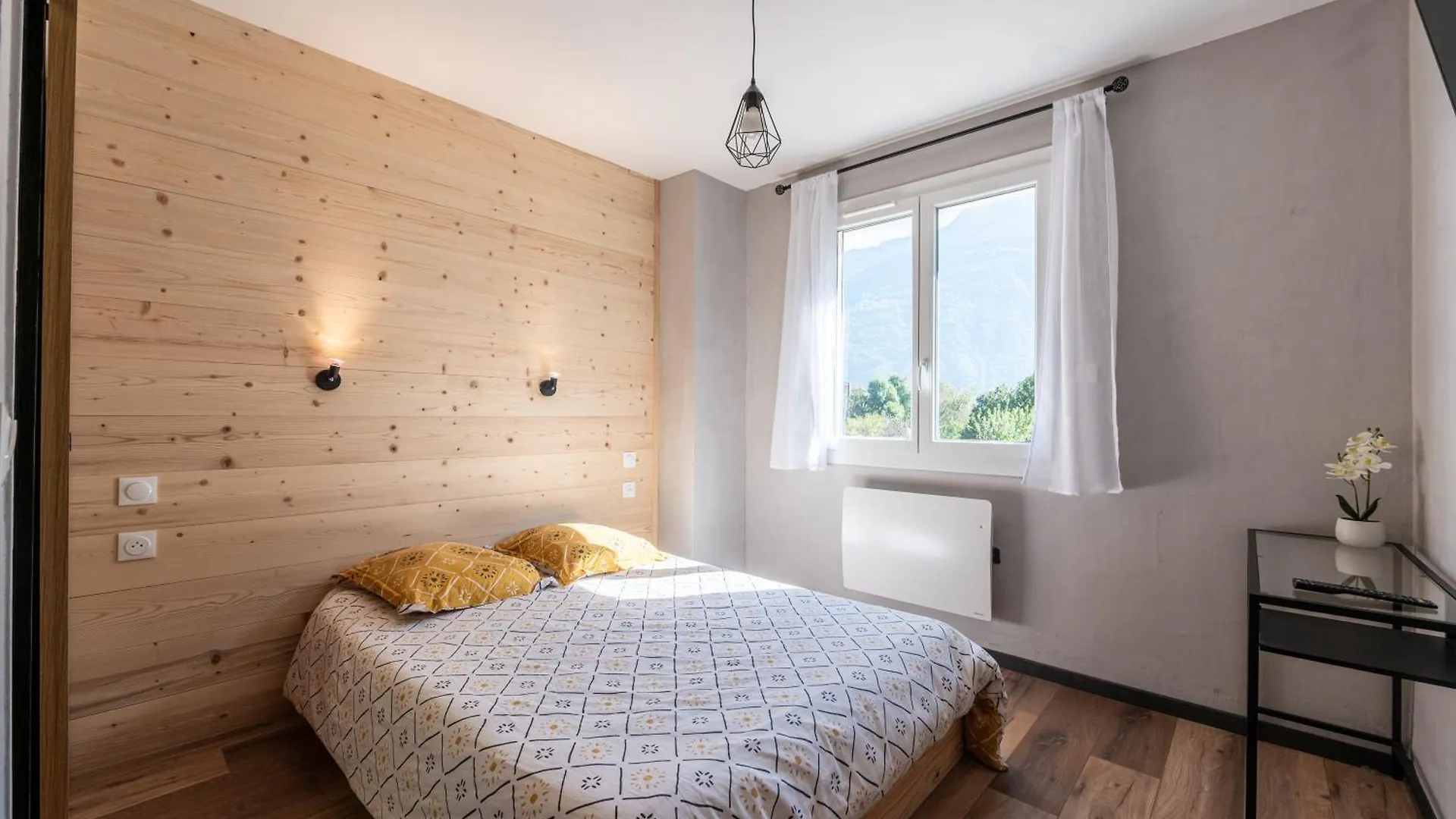 L' Edelweiss Apartment Saint-Etienne-de-Cuines France